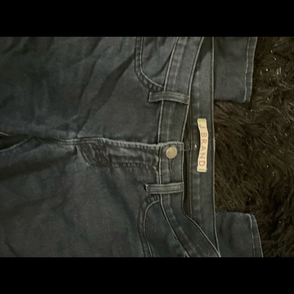 “J BRAND” “OLYMPIA” Skinny Leg Dark Blue Jeans. - Picture 3 of 9
